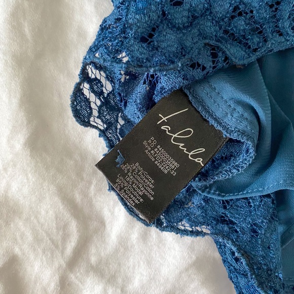 2/$40๐ CLOSET CLEAN OUT: Aritzia lace blouse - Picture 5 of 6